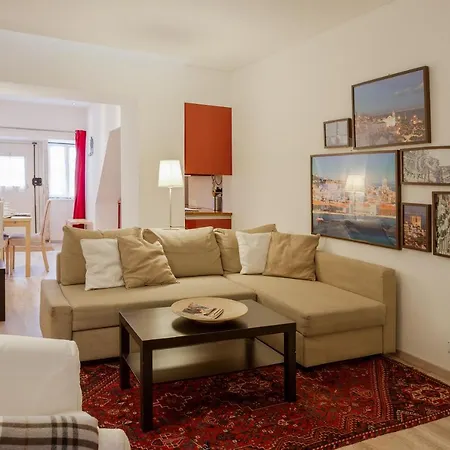 Appartamento Charming Flat In Lisbon's Center! *