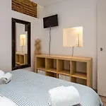 Апартаменти Charming Flat In Lisbon's Center! Лісабон